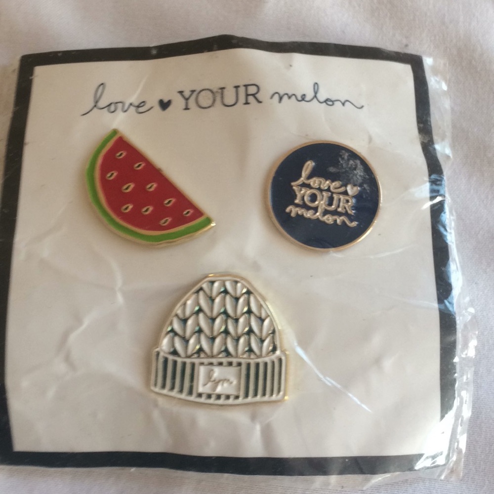 Love‎ Your Melon pins NWT